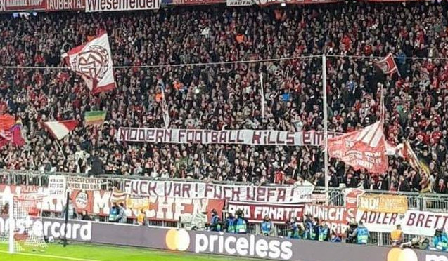 bayern-munich-fan-banner-modern-football-kills-emotion-f-k-var